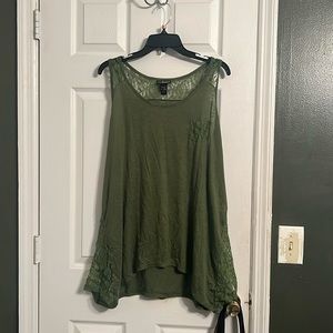 Green Lane Bryant Lace Tank top with flare - 14/16W